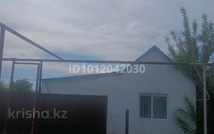 Отдельный дом · 2 комнаты · 42 м² · 5 сот., Вагонник — Багбана за 12 млн ₸ в Уральске — фото 2