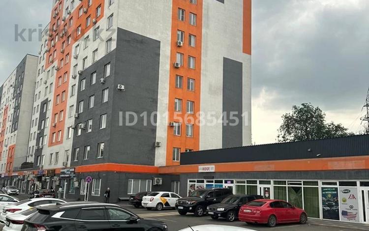 2-комнатная квартира · 70 м² · 3/12 этаж, мкр Аксай-1, Райымбека 522/1 — Пр.Райымбека угол Б.Момышулы за 300 000 ₸ в Алматы, Ауэзовский р-н — фото 2