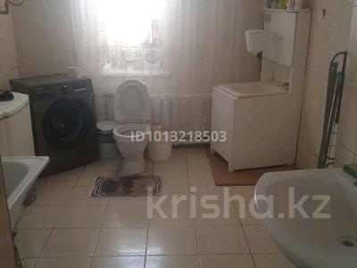 Часть дома · 6 комнат · 200 м² · 15 сот., Дулатова 46. 48 — Дулатова за 25 млн ₸ в 