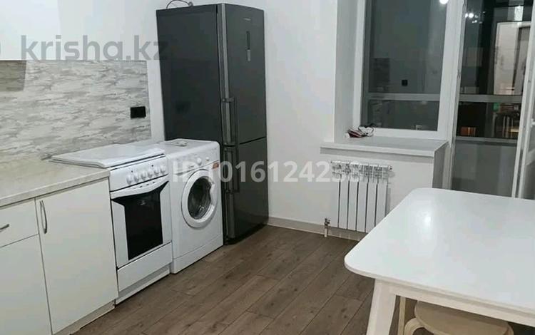 2-бөлмелі пәтер · 54 м² · 3/9 қабат, Чингиза айтматова 23, бағасы: 250 000 ₸ в Астане, Нура р-н — фото 2