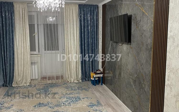 2-комнатная квартира · 45 м² · 2/5 этаж, мкр Акбулак 11 — 1 мик 11 дом за 120 000 ₸ в Таразе — фото 2