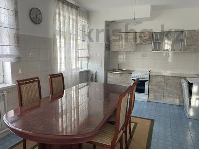 3-комнатная квартира · 110 м² · 6/12 этаж, Назарбаева 171Б за 68 млн 〒 в Талдыкоргане