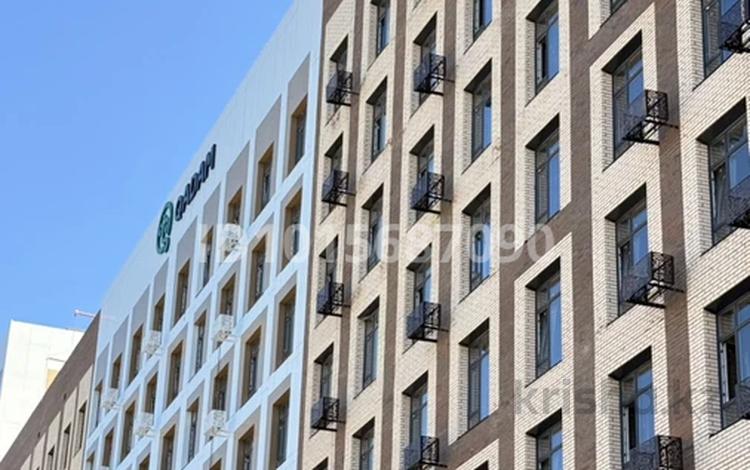 3-комнатная квартира · 94 м² · 11/12 этаж, Чингиз Айтматов 30а за 48 млн ₸ в Астане, Нура р-н — фото 2