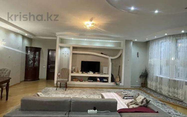 3-бөлмелі пәтер · 130 м² · 7/20 қабат, Аль-Фараби 7, бағасы: 115 млн ₸ в Алматы, Бостандыкский р-н — фото 2