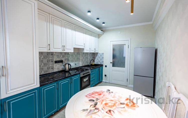 1-бөлмелі пәтер · 52 м² · 11/17 қабат, Навои 208 — Торайгырова, бағасы: 42 млн ₸ в Алматы, Бостандыкский р-н — фото 2