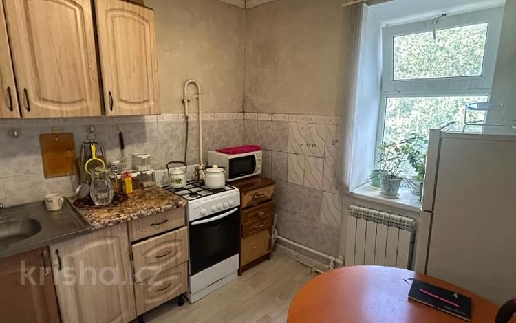 1-комнатная квартира · 33.6 м² · 5/5 этаж, Старый город, Ыбырай алтынсарина за 9.5 млн ₸ в Актобе — фото 2