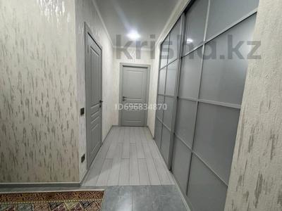 2-комнатная квартира · 52 м² · 2/9 этаж, Райымбек батыра 163 — Астер-авто за 250 000 ₸ в 