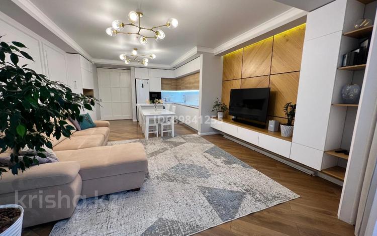 4-бөлмелі пәтер · 150 м² · 8/17 қабат, мкр Самал-2 58, бағасы: 1.1 млн ₸ в Алматы, Медеуский р-н — фото 3