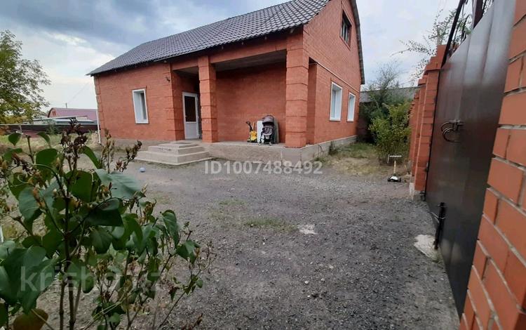 Отдельный дом · 3 комнаты · 100 м² · 10 сот., Гоголя 21д за 420 000 ₸ в Экибастузе — фото 2
