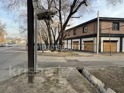 Еркін, кеңселер, дүкендер мен бутиктер, қоймалар, қоғамдық тамақтану орны, сұлулық салондары, монша, қонақ үй және демалыс орындары, медорталықтар мен дәріханалар, білім орталықтары, ойын-сауық, конференц-залдар, кабинеттер және жұмыс орындары, студиялар · 760 м², бағасы: 4 млн ₸ в Алматы, Турксибский р-н