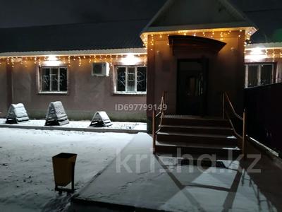 Коммерциялық жылжымайтын мүлік в Западно-Казахстанской обл.: Дүкендер мен бутиктер · 370 м², бағасы: 110 млн 〒 Дүкендер мен бутиктер · 370 м², бағасы: 110 млн 〒 в Аксае