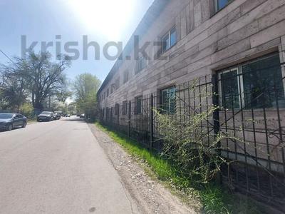 Свободное назначение, офисы, магазины и бутики, склады, азс, автосервисы и автомойки, общепит, салоны красоты, бани, гостиницы и зоны отдыха, фитнес и спорт, медцентры и аптеки, образование, развлечения, конференц-залы, кабинеты и рабочие места, студии · 3800 м² за 20.9 млн 〒 в Алматы, Медеуский р-н