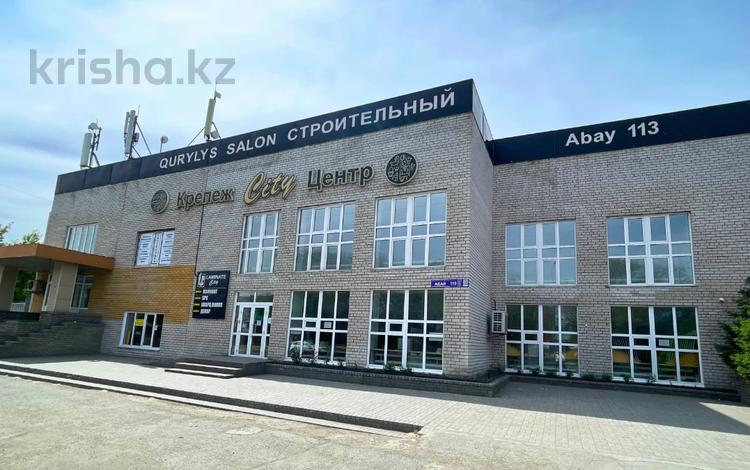 Еркін, кеңселер, дүкендер мен бутиктер, қоймалар, жқб, автосервистер мен көлік жуу, қоғамдық тамақтану орны, сұлулық салондары, ауыл шаруашылығы, монша, қонақ үй және демалыс орындары, медорталықтар мен дәріханалар, білім орталықтары, ойын-сауық · 1700 м², бағасы: 900 млн ₸ в Семее — фото 2