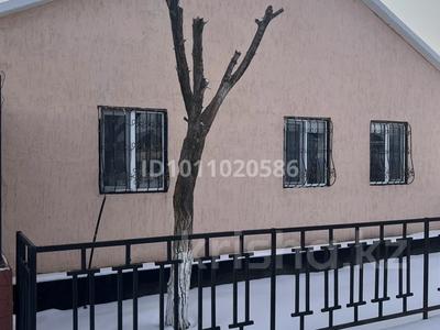 Жеке үй · 3 бөлме · 100 м² · 8 жүзд., мкр Жулдыз, Кажыгали гайсин — Мечеть, бағасы: 28 млн ₸ в Атырау