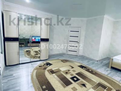 1-бөлмелі пәтер · 40 м² · 5/9 қабат, мкр Кадыра Мырза-Али 30/2, бағасы: 2 500 〒 в Уральске