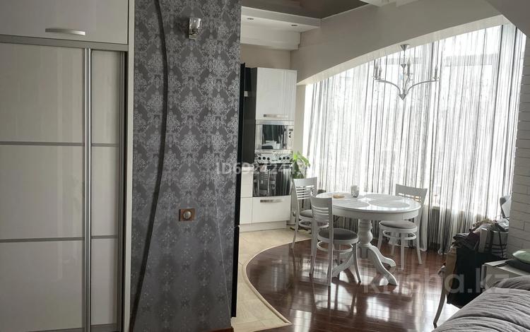 3-комнатная квартира · 115 м² · 9/9 этаж, Пермитина 7 за 98 млн ₸ в Усть-Каменогорске — фото 9