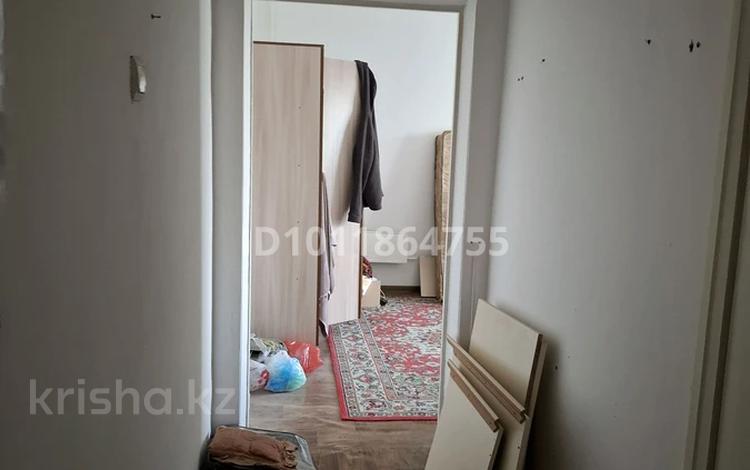 1-бөлмелі пәтер · 38 м² · 3/5 қабат, ул. Койбакова, бағасы: 9 млн ₸ в Таразе — фото 2