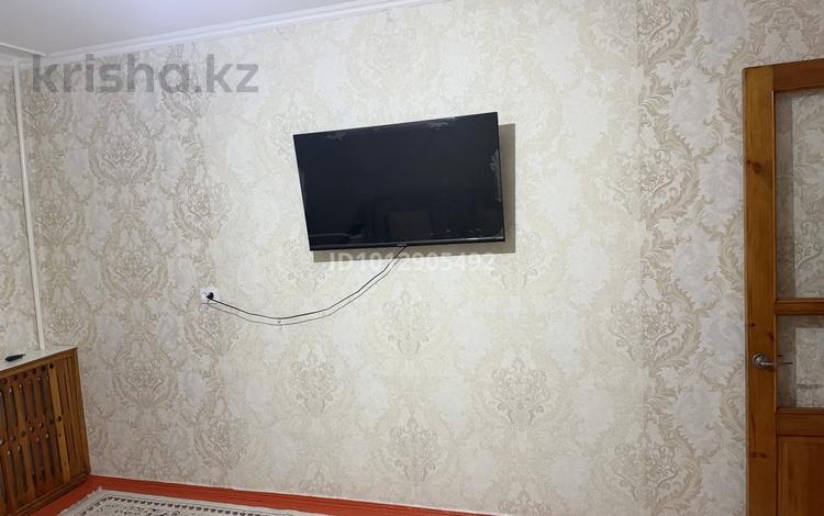 2-бөлмелі пәтер · 52 м² · 1/5 қабат, 3-й микрорайон, 3-й микрорайон 3 — Баян-Сұлудың артандағы үй., бағасы: 21.8 млн ₸ в Шымкенте, Туран р-н — фото 2