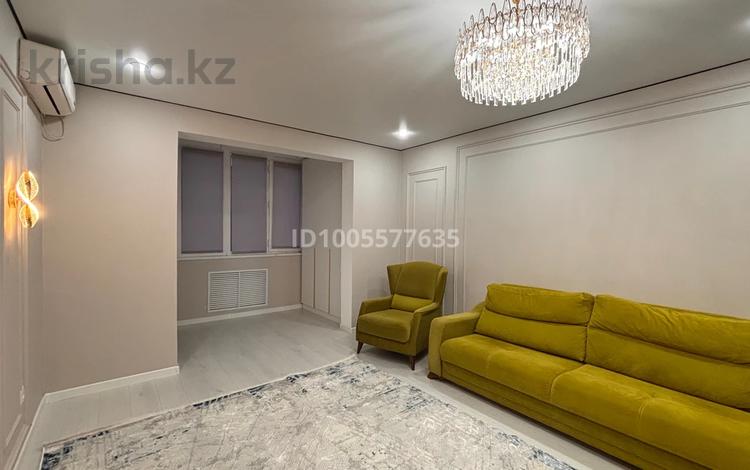 1-комнатная квартира · 58.4 м² · 8/9 этаж, мкр Аксай-1А, Аксай 1а 21 — Райымбека Момышулы за 17 000 ₸ в Алматы, Ауэзовский р-н — фото 2