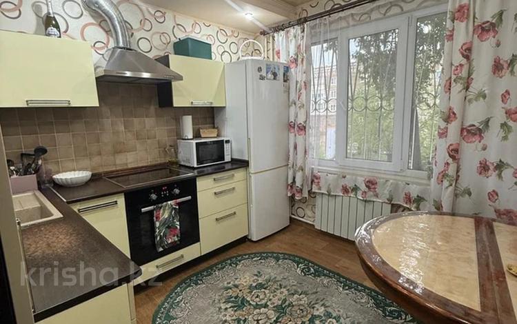 2-бөлмелі пәтер · 51.1 м² · 1/5 қабат, Энтузиастов 17/1, бағасы: 21 млн ₸ в Усть-Каменогорске — фото 2