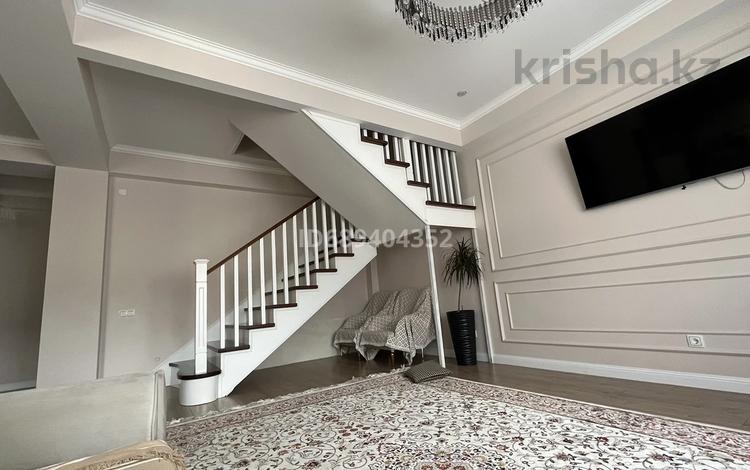 5-комнатная квартира · 175 м² · 9/10 этаж, 17-й мкр 104 за 105 млн ₸ в Актау — фото 2