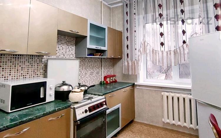 1-комнатная квартира, 40 м², 3/9 этаж помесячно, Ауэзова 129 — Сатпаева