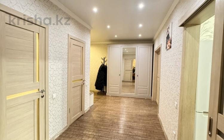 2-комнатная квартира · 63 м² · 4/9 этаж, Жумекен Нажимеденов за 41.5 млн 〒 в Астане, Сарайшык р-н — фото 9