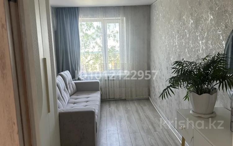 2-бөлмелі пәтер · 44 м² · 2/3 қабат, ул. Шокана Уалиханова 31, бағасы: 11 млн ₸ в Макинске — фото 3