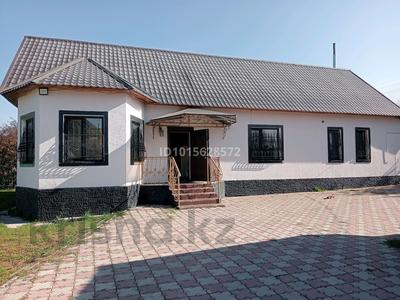 Отдельный дом · 5 комнат · 180 м² · 18 сот., Момышулы 9 — Азс Арман за 420 000 ₸ в Амангельды