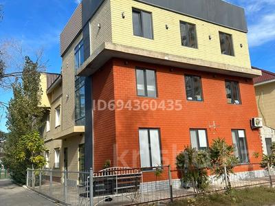 2-бөлмелі пәтер · 60.1 м² · 2/3 қабат, Маметова 4/1 — Возле №20 школы, бағасы: 25 млн ₸ в Атырау, мкр Жилгородок