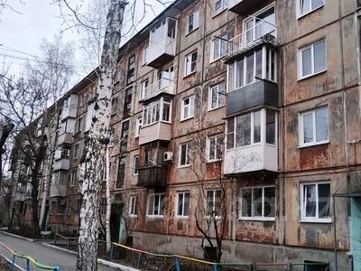 2-комнатная квартира · 45 м² · 4/5 этаж, Бурова 33 за 15.4 млн 〒 в Усть-Каменогорске