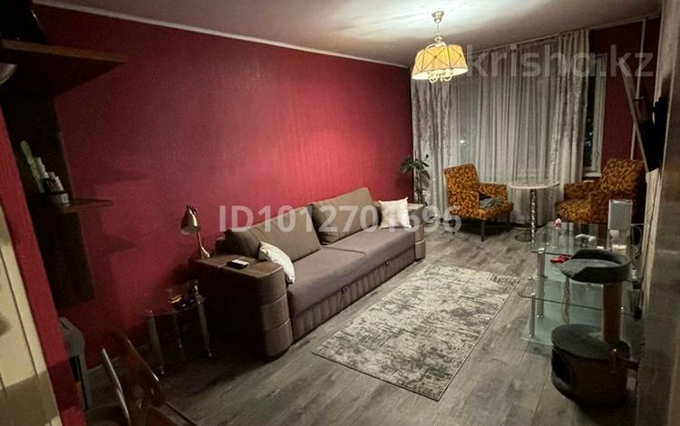 2-бөлмелі пәтер · 45 м² · 2/5 қабат, Дуйсенова 114, бағасы: 250 000 ₸ в Алматы, Алатауский р-н — фото 2