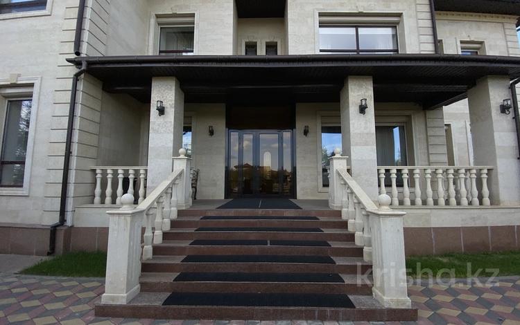 Отдельный дом • 7 комнат • 681 м² • 15 сот., Панфилова 7 за 750 млн 〒 в Астане, Алматы р-н — фото 2