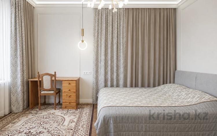 4-комнатная квартира · 151 м² · 7/15 этаж, Микрорайон Мамыр-1 26/1 за 135 млн ₸ в Алматы — фото 3