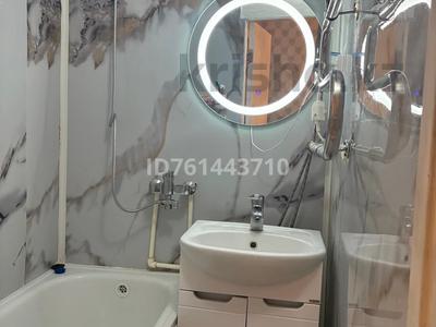 3-комнатная квартира · 62 м² · 3/5 этаж, Майкудук, 15-шағынаудан 28 за 15 млн ₸ в Караганде, Алихана Бокейханова р-н