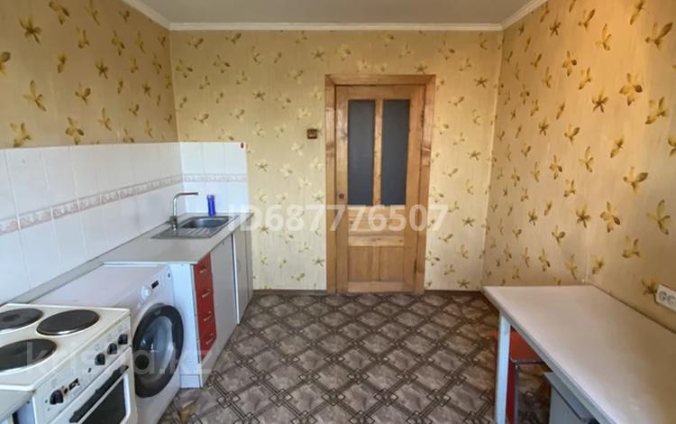 1-комнатная квартира · 36 м² · 4/5 этаж, Мухамеджан тынышпаева 111 — Возле школы №2 за 90 000 ₸ в Усть-Каменогорске, Ульбинский — фото 2