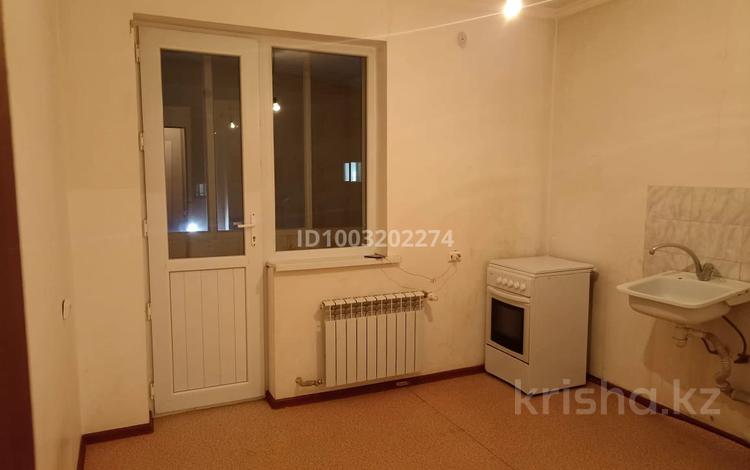 3-бөлмелі пәтер · 74.4 м² · 4/5 қабат, Тұран ш/а 359/10, бағасы: 27 млн ₸ в Шымкенте, Каратауский р-н — фото 2
