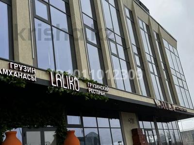 2-комнатная квартира · 66.3 м² · 13/17 этаж, Ашимова 7/1 за ~ 47.4 млн 〒 в Караганде, Казыбек би р-н