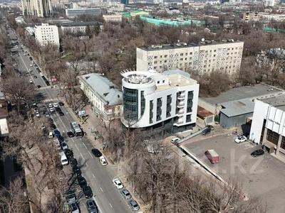 Еркін, кеңселер, дүкендер мен бутиктер, сұлулық салондары, монша, қонақ үй және демалыс орындары, фитнес және спорт, медорталықтар мен дәріханалар, білім орталықтары, ойын-сауық, конференц-залдар, кабинеттер және жұмыс орындары, студиялар · 3000 м², бағасы: 69 млн ₸ в Алматы, Медеуский р-н