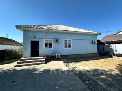 Жеке үй · 4 бөлме · 158.3 м² · 7 жүзд., М, Горький, бағасы: 35 млн ₸ в Атырау