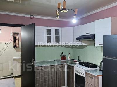 Дом · 3 комнаты · 55 м², Садовая — Кунаева за 15 000 ₸ в Конаеве
