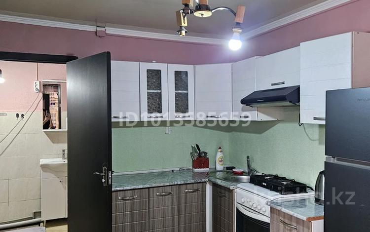 Дом · 3 комнаты · 55 м², Садовая — Кунаева за 15 000 ₸ в Конаеве — фото 2