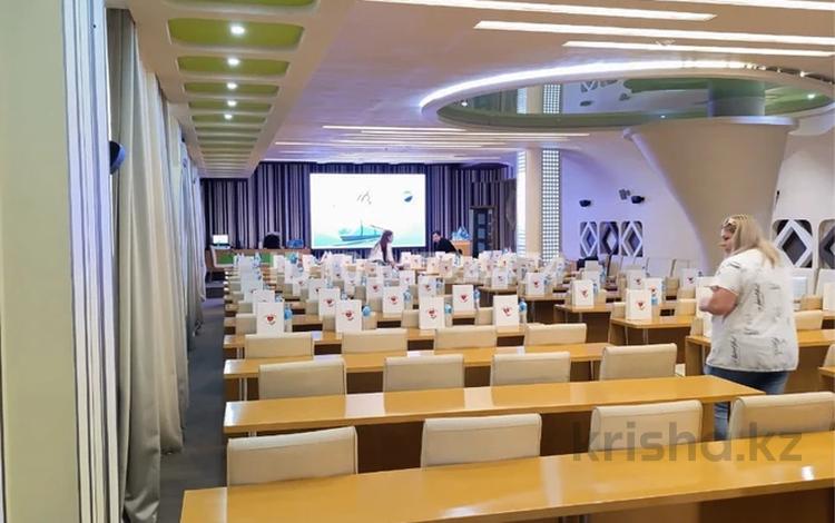 Конференц-залдар · 58 м², бағасы: 30 000 ₸ в Усть-Каменогорске — фото 2