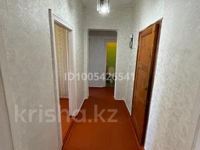 2-комнатная квартира · 46 м² · 2/2 этаж, Абая 13 — Рядом 8шк, ЦОН, завод и остановка за 100 000 〒 в Балхаше