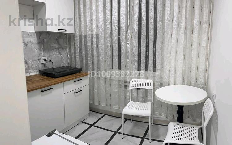 1-комнатная квартира · 28 м² · 4/5 этаж, Ислама Карима 198 — Ниже проспекта Абая, бывшая улица Гагарина за 210 000 ₸ в Алматы, Алмалинский р-н — фото 2