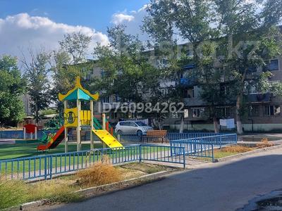 2-комнатная квартира · 39.1 м² · 3/4 этаж, Кабанбая Батыра 164 — 40-й квартал, 20-й квартал, первый автобусный парк. за 12.3 млн ₸ в Семее
