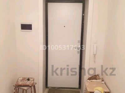 2-бөлмелі пәтер · 46 м² · 2/5 қабат, Проспект Абая 34А — Универсам. Напротив университета Болашак, бағасы: 18 млн 〒 в 