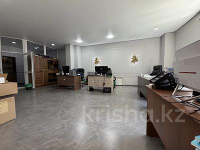 Свободное назначение, офисы, магазины и бутики, склады, салоны красоты · 101 м² за 100 млн ₸ в Астане, Нура р-н