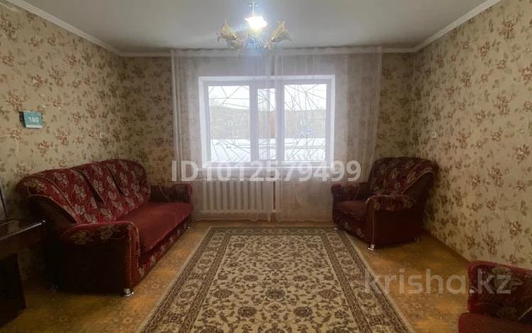 2-бөлмелі пәтер · 54 м² · 2/5 қабат, Затаевича 31, бағасы: 150 000 ₸ в Семее, Красный Кордон — фото 2