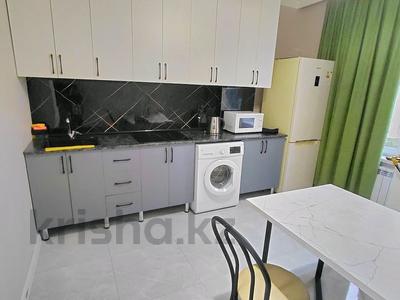 1-бөлмелі пәтер · 43 м² · 3/12 қабат, Нұрсәт ш/а, Назарбекова 29/6 — Шаяхметов, бағасы: 28 млн ₸ в Шымкенте, Каратауский р-н